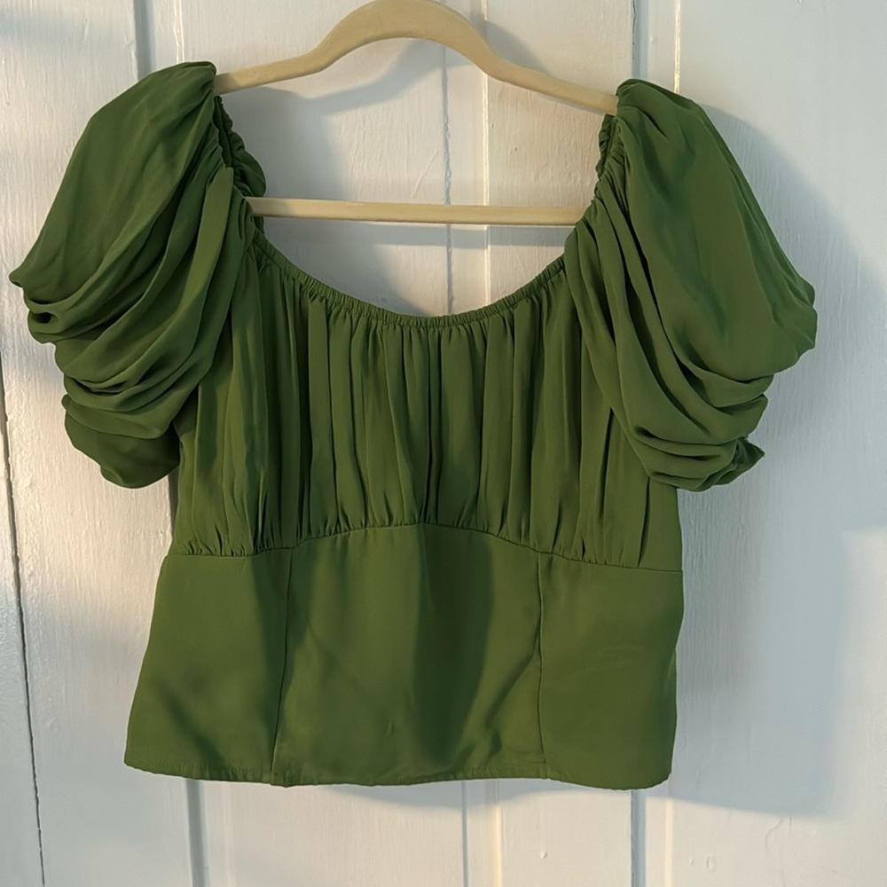 Abercrombie Ruched Puff Sleeve Scoopneck Top